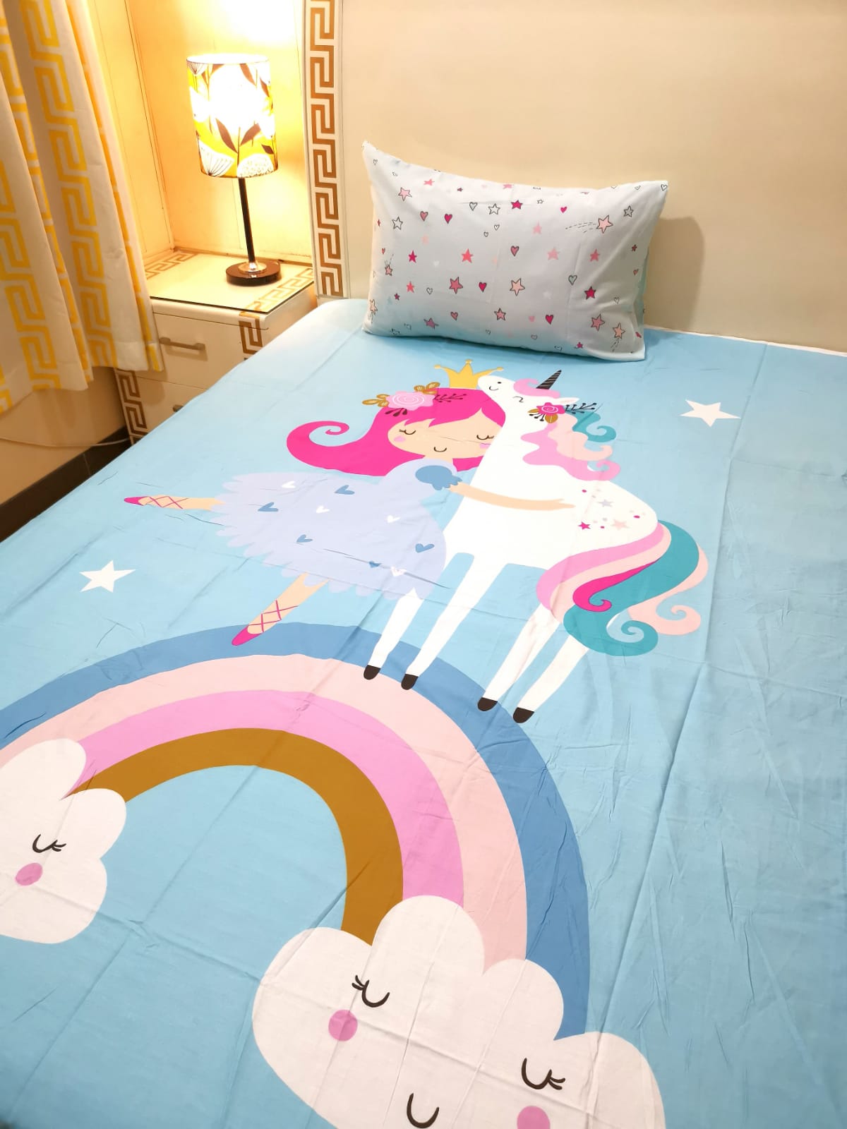 Beautiful Unicorn Bedsheet For Kids