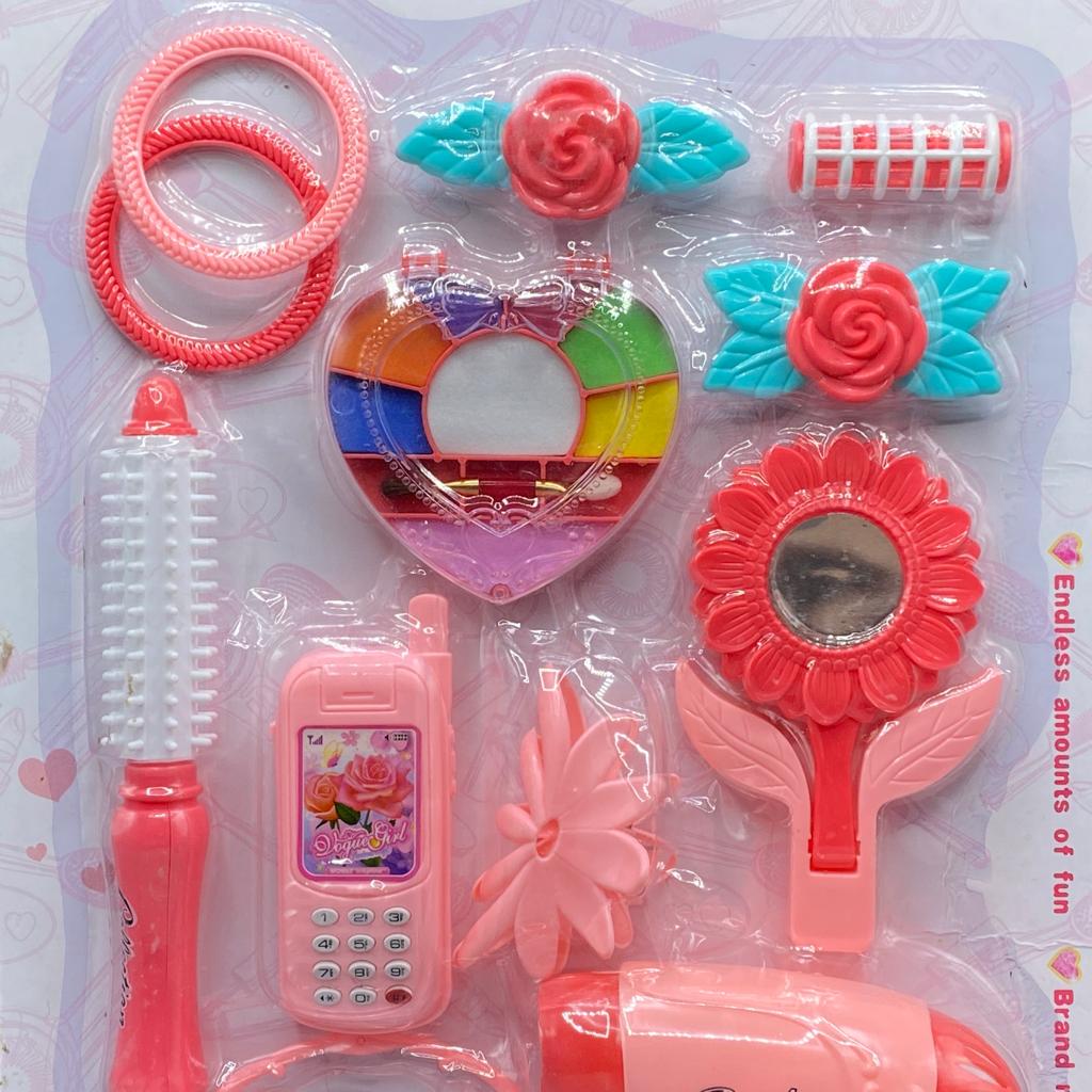 Fashion And Makeup Kit