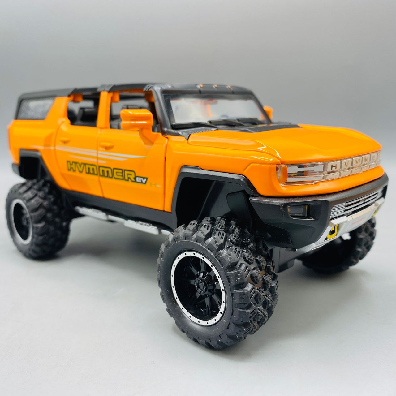 Diecast Model Hvmmer Metal Car 1:24 Scale