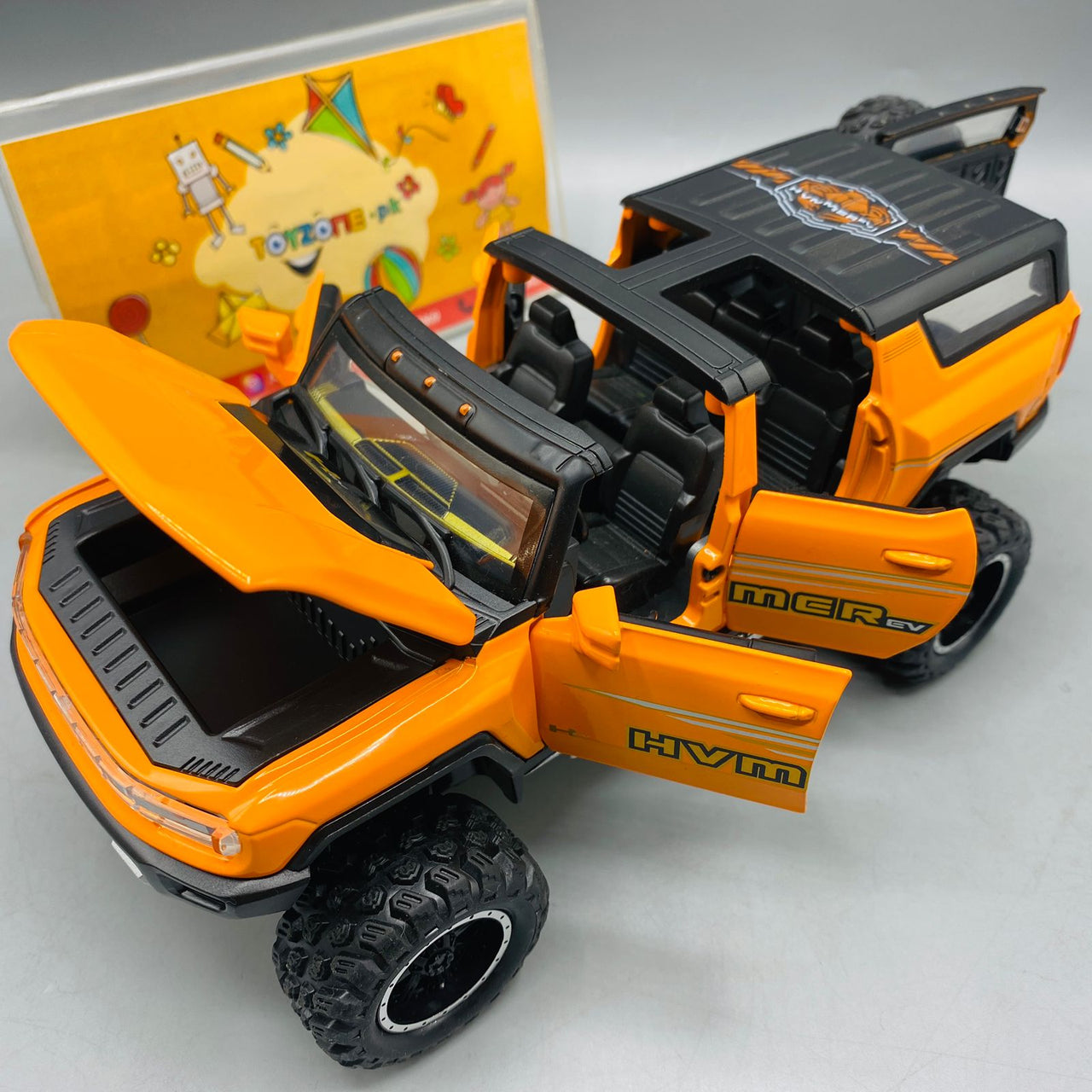 Diecast Model Hvmmer Metal Car 1:24 Scale