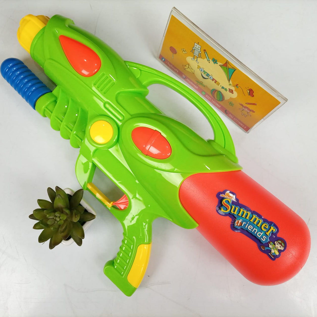 Summer Friends Water Gun Medium Size